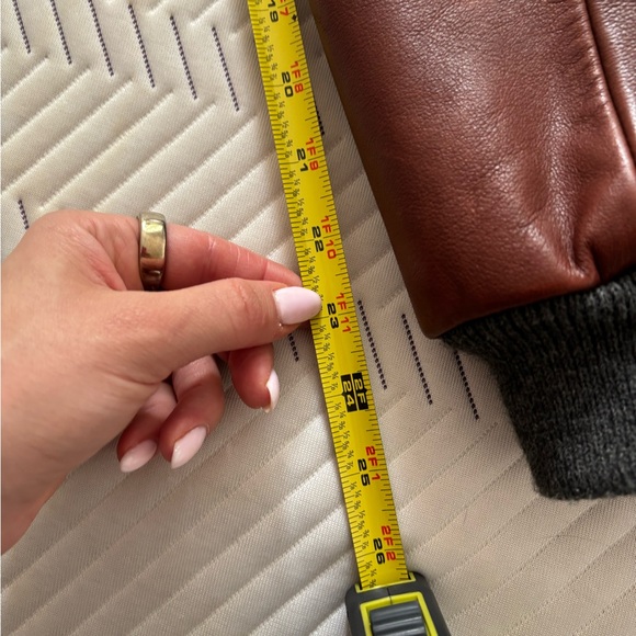 Taylor Stitch leather bomber jacket - Picture 10 of 13